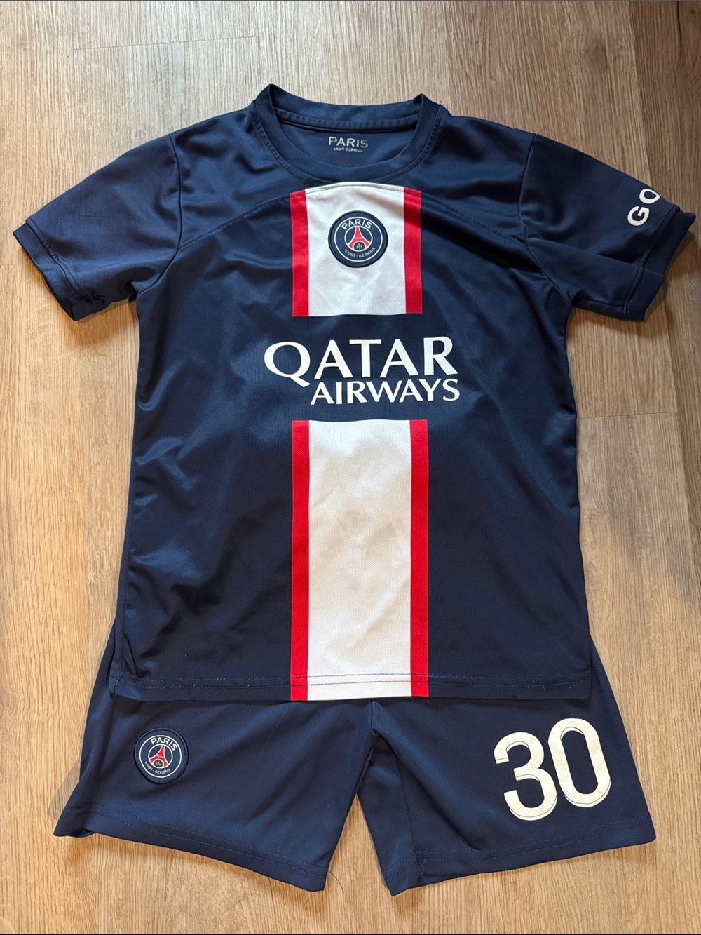 Kids Paris Saint Germain Qatar Airways Soccer jersey and short set. Messi 30
